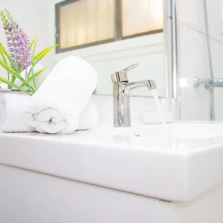 Apartmán Ferienwohnung Fur 4 Personen Ca 55 Qm In Cristianos, Teneriffa Westkuste Von Teneriffa
