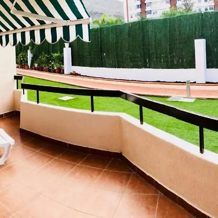 Apartmán Ferienwohnung Fur 4 Personen Ca 55 Qm In Cristianos, Teneriffa Westkuste Von Teneriffa